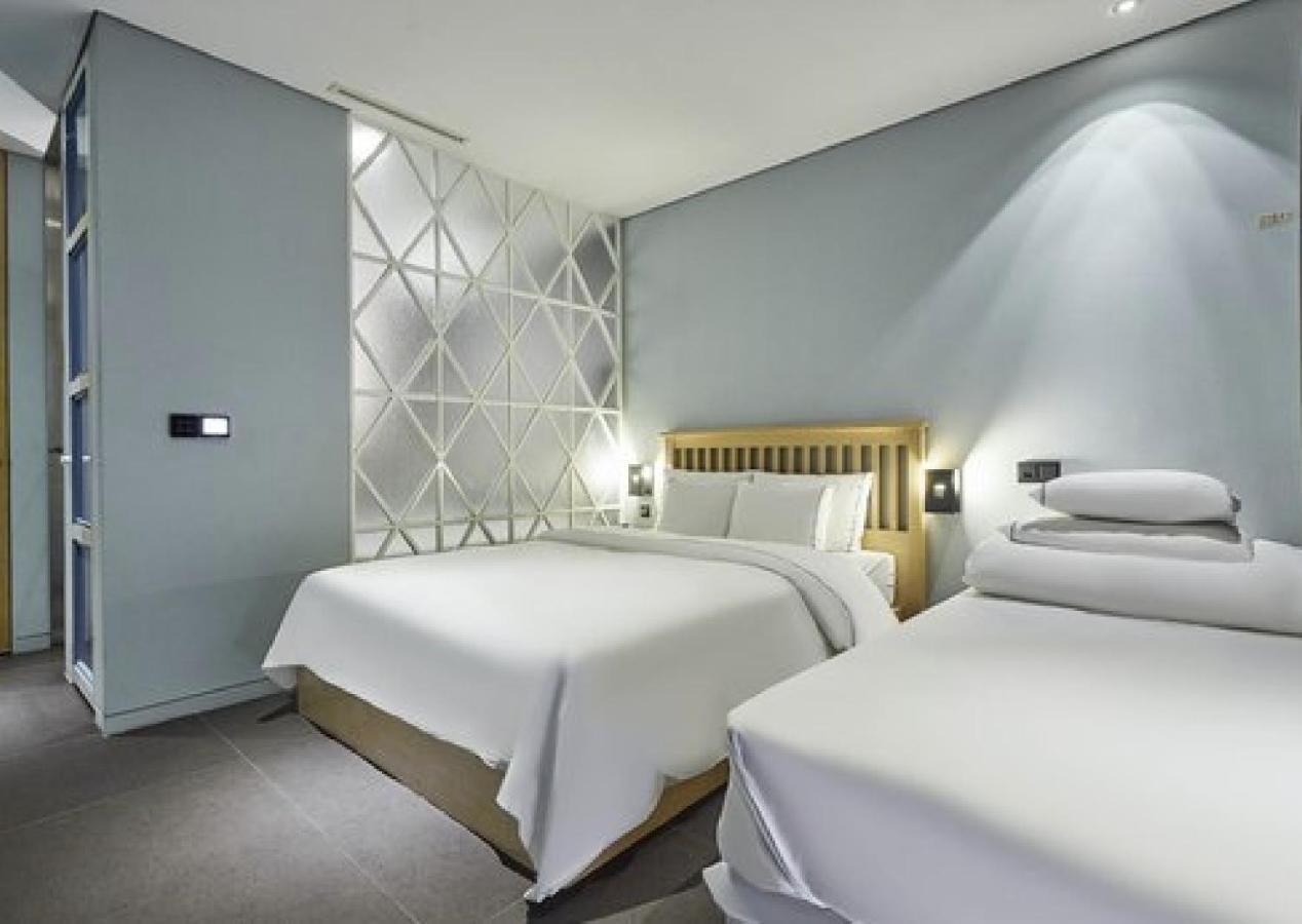 Hotel The Designers Jongro 3*
