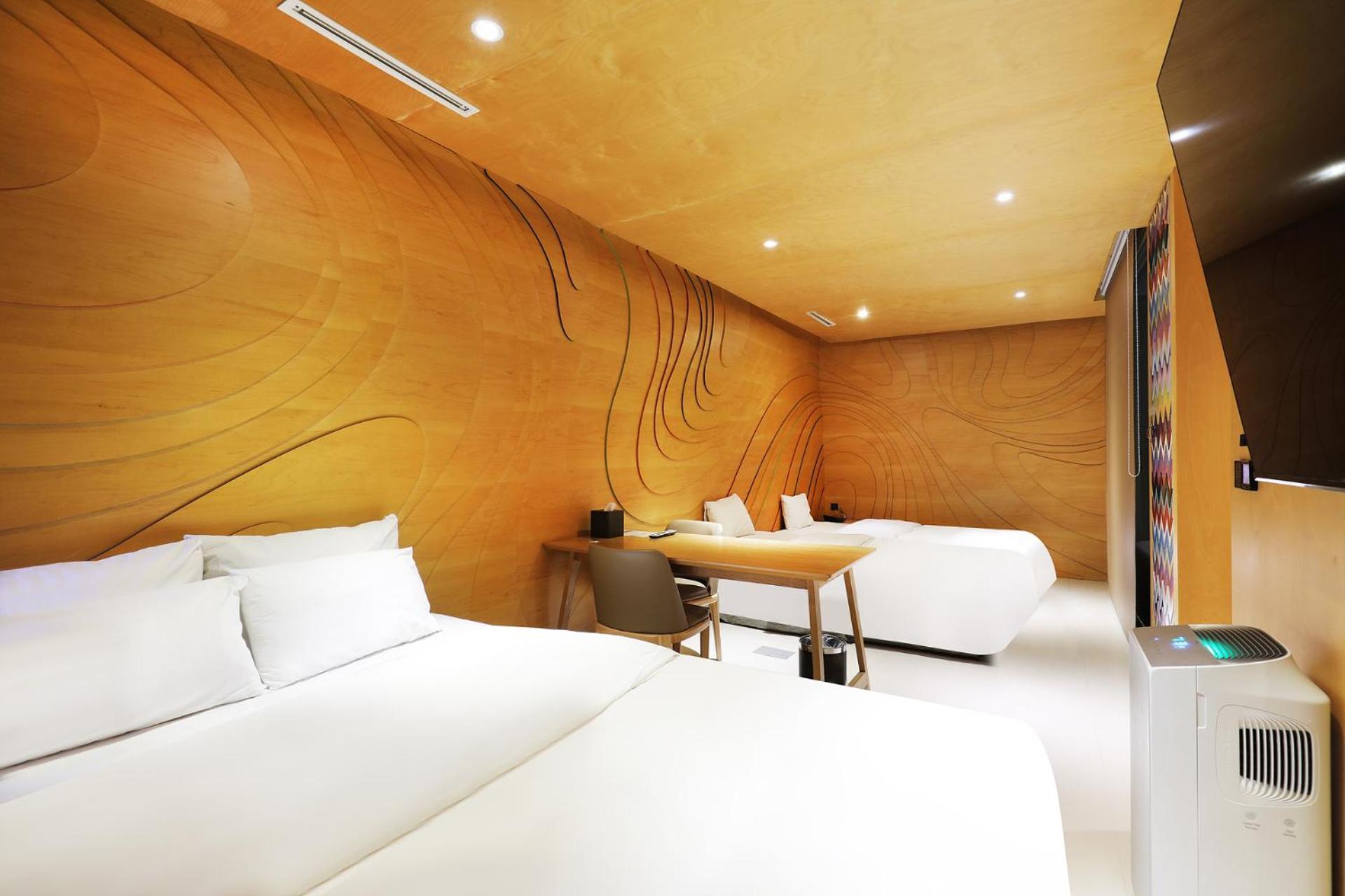The Designers Jongro 3*